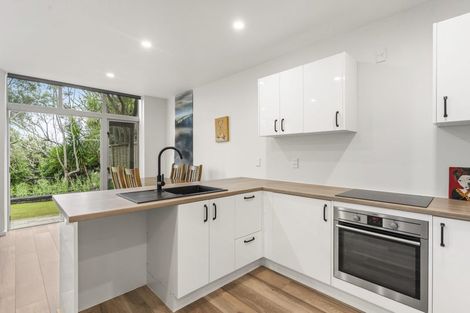 Photo of property in 12/20 Schnapper Rock Road, Schnapper Rock, Auckland, 0632