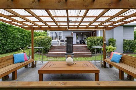 Photo of property in 50 Te Hatepe Avenue, Taupo, 3330