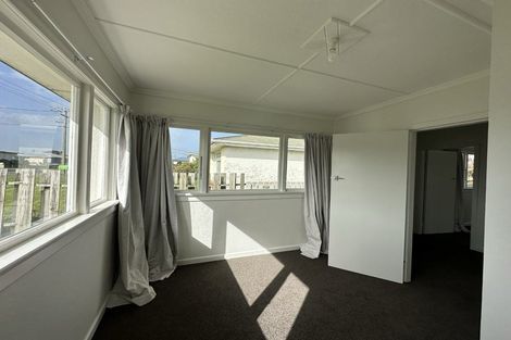 Photo of property in 75 Weka Street, Waikiwi, Invercargill, 9810