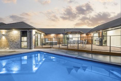 Photo of property in 17 Riverpoint Glade, Flagstaff, Hamilton, 3210