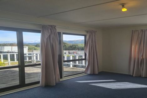 Photo of property in 62 Mckillop Street, Ranui, Porirua, 5024