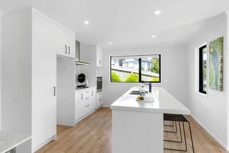 Photo of property in 46 Pacific Heights Road, Orewa, 0931