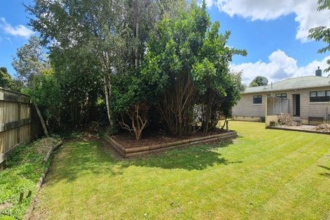 Photo of property in 2 Oaklea Avenue, Marton, 4710