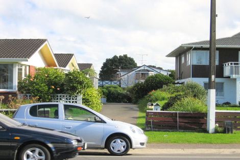 Photo of property in 2/228 Hibiscus Coast Highway, Orewa, 0931