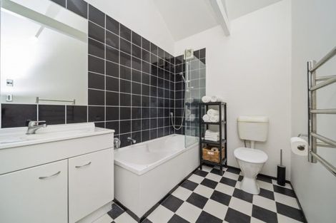 Photo of property in 127 Wairau Road, Oakura, 4314