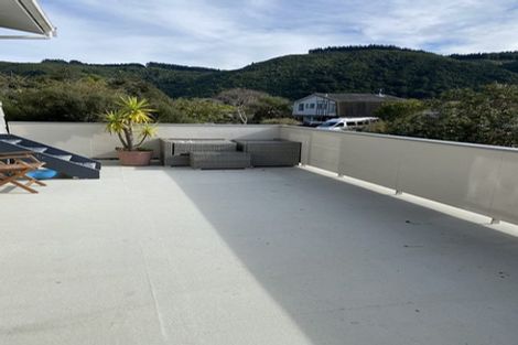 Photo of property in 36 Amber Grove, Birchville, Upper Hutt, 5018