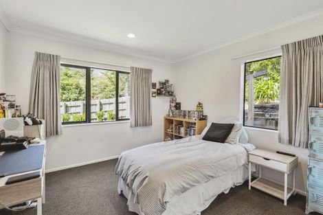 Photo of property in 41 Quadrant Heights, Paraparaumu, 5032