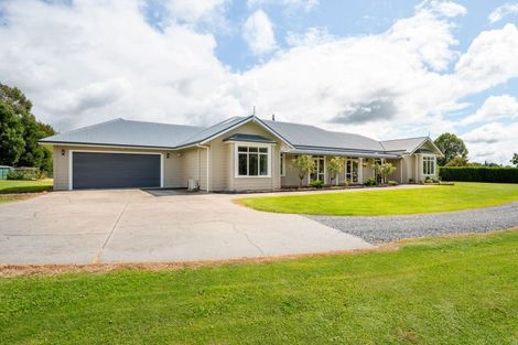 Photo of property in 15 Twin Oaks Drive, Tamahere, Hamilton, 3283