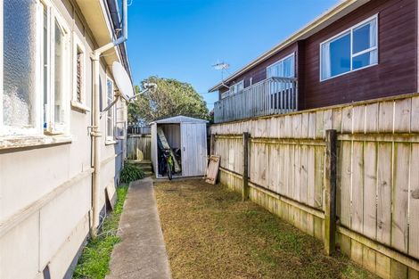 Photo of property in 17 Hurley Road, Paraparaumu Beach, Paraparaumu, 5032