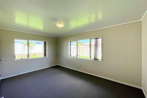 Photo of property in 16 Kamaka Road, Mangere Bridge, Auckland, 2022
