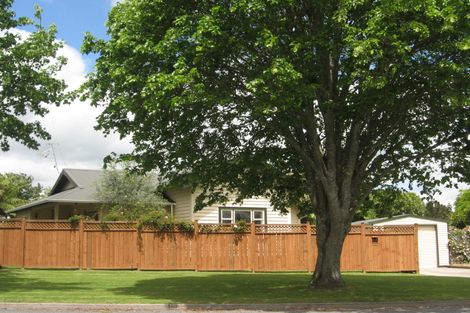 Photo of property in 66a Moore Street, Leamington, Cambridge, 3432