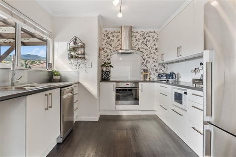 Photo of property in 17 Maitland Avenue, Stoke, Nelson, 7011