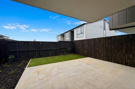 Photo of property in 14 Paapaakiri Loop, Takanini, 2112