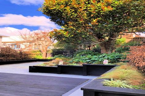 Photo of property in 15 Park Street, Thorndon, Wellington, 6011