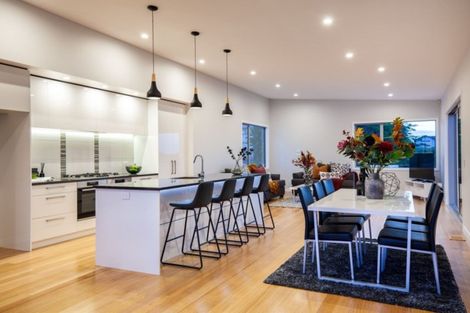 Photo of property in 2 Fern Lane, Whalers Gate, New Plymouth, 4310