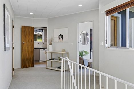 Photo of property in 96 Wakeman Road, Acacia Bay, Taupo, 3330