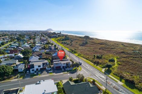 Photo of property in 306 Papamoa Beach Road, Papamoa Beach, Papamoa, 3118