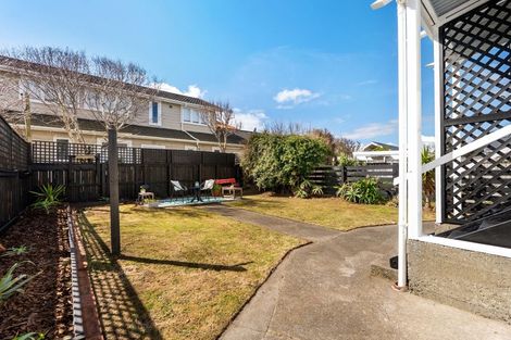 Photo of property in 51 Endeavour Street, Lyall Bay, Wellington, 6022