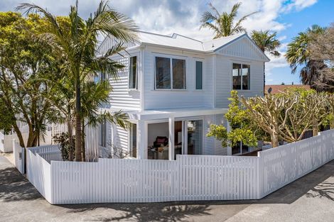 Photo of property in 1a Maranui Avenue, Point Chevalier, Auckland, 1022