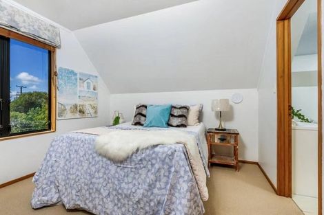 Photo of property in 1/164 Nile Road, Milford, Auckland, 0620