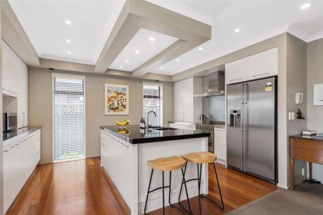 Photo of property in 11 Penhelig Place, Burnside, Christchurch, 8053