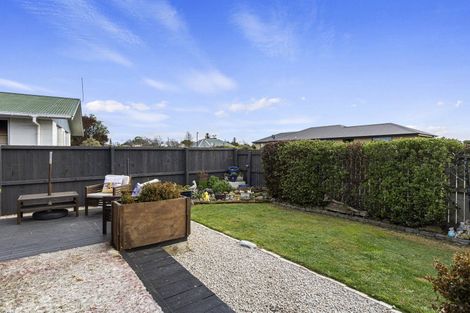 Photo of property in 22 Amberley Beach Road, Amberley, 7410