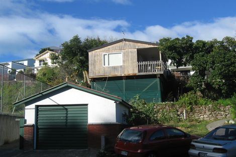 Photo of property in 5 Coote Road, Bluff Hill, Napier, 4110