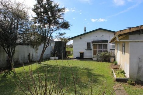 Photo of property in 18 Meihana Street, Takaka, 7110