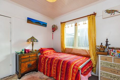 Photo of property in 40 Karaka Street, Castlecliff, Whanganui, 4501