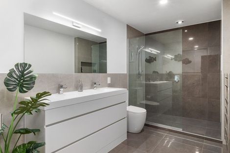 Photo of property in 5/47 Marine Parade, Mount Maunganui, 3116