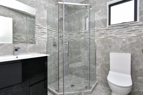 Photo of property in 50a Shirley Avenue, Papakura, 2110