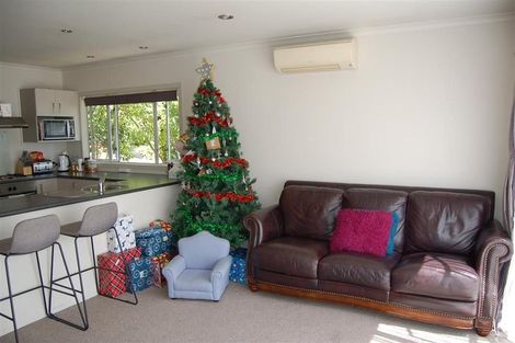 Photo of property in 16 Guildford Street, Tamatea, Napier, 4112