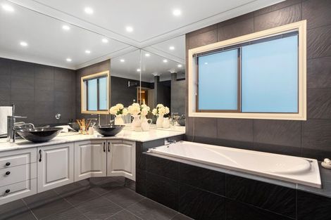 Photo of property in 16 Riddington Rise, Ohauiti, Tauranga, 3112