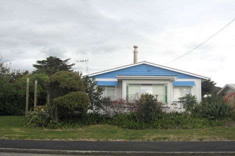 Photo of property in 104 Park Avenue, Waitarere Beach, Levin, 5510