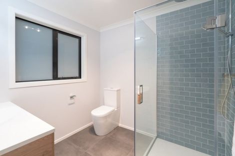 Photo of property in 68 Waipunahau Road, Waikanae, 5036