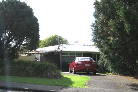 Photo of property in 17 Bayside Avenue, Te Atatu Peninsula, Auckland, 0610