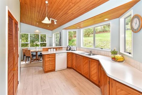 Photo of property in 73 Cherrington Road, Clevedon, Papakura, 2582