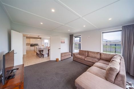 Photo of property in 3 Kaituna Place, Te Awa, Napier, 4110