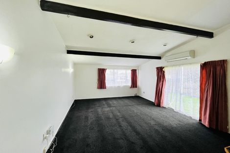 Photo of property in 13 Helms Place, Manurewa, Auckland, 2102