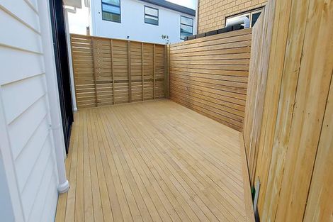 Photo of property in 20c Mackenzie Street, Te Atatu South, Auckland, 0610