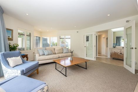 Photo of property in 2/124 Esplanade, Sumner, Christchurch, 8081