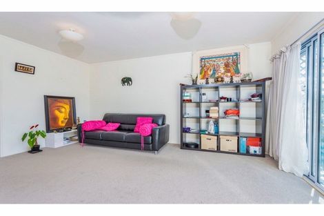 Photo of property in 3/56 Gowing Drive, Meadowbank, Auckland, 1072