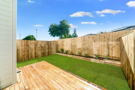 Photo of property in 9c Pukeroa Place, Papakura, 2110