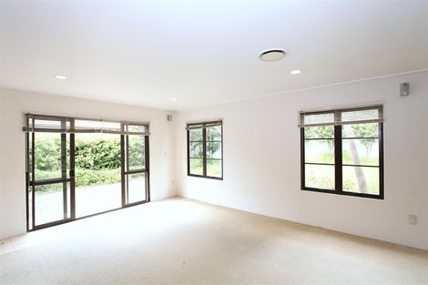 Photo of property in 35 Seneca Court, Golflands, Auckland, 2013