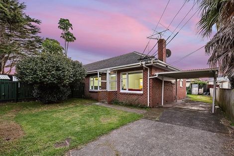 Photo of property in 6 Eastdale Road, Avondale, Auckland, 1026