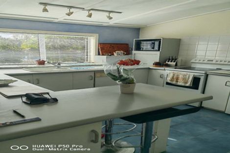 Photo of property in 1/17 Nutsey Avenue, Northcote, Auckland, 0627