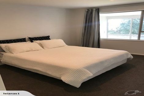 Photo of property in 118 Avonhead Road, Avonhead, Christchurch, 8042