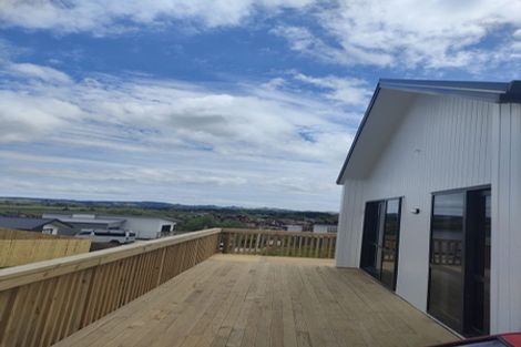 Photo of property in 12 Taupata Lane, Helensville, 0800