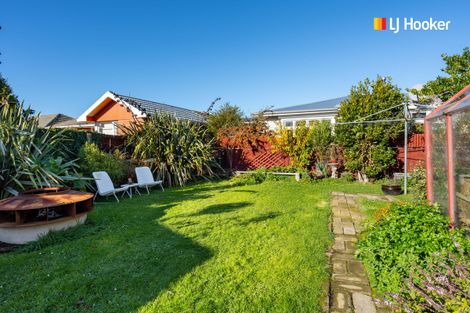 Photo of property in 27 Melbourne Street, South Dunedin, Dunedin, 9012