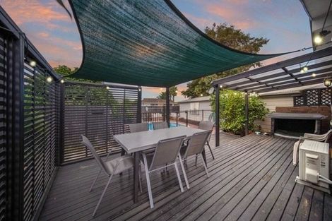 Photo of property in 424 Roscommon Road, Clendon Park, Auckland, 2103